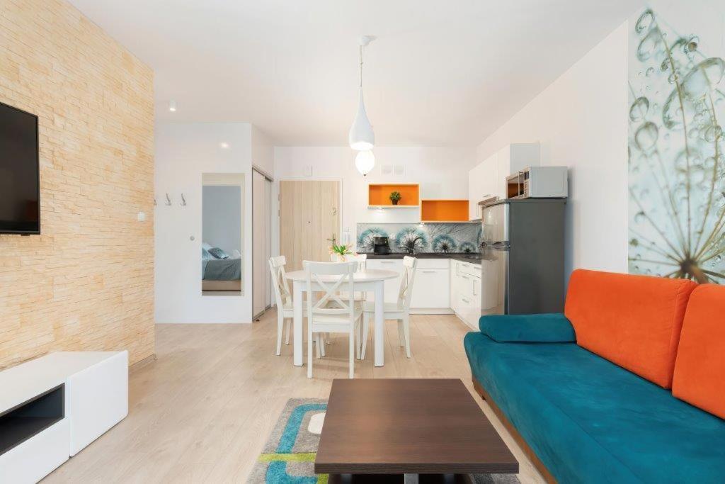 Apartment Waterline Standard Class